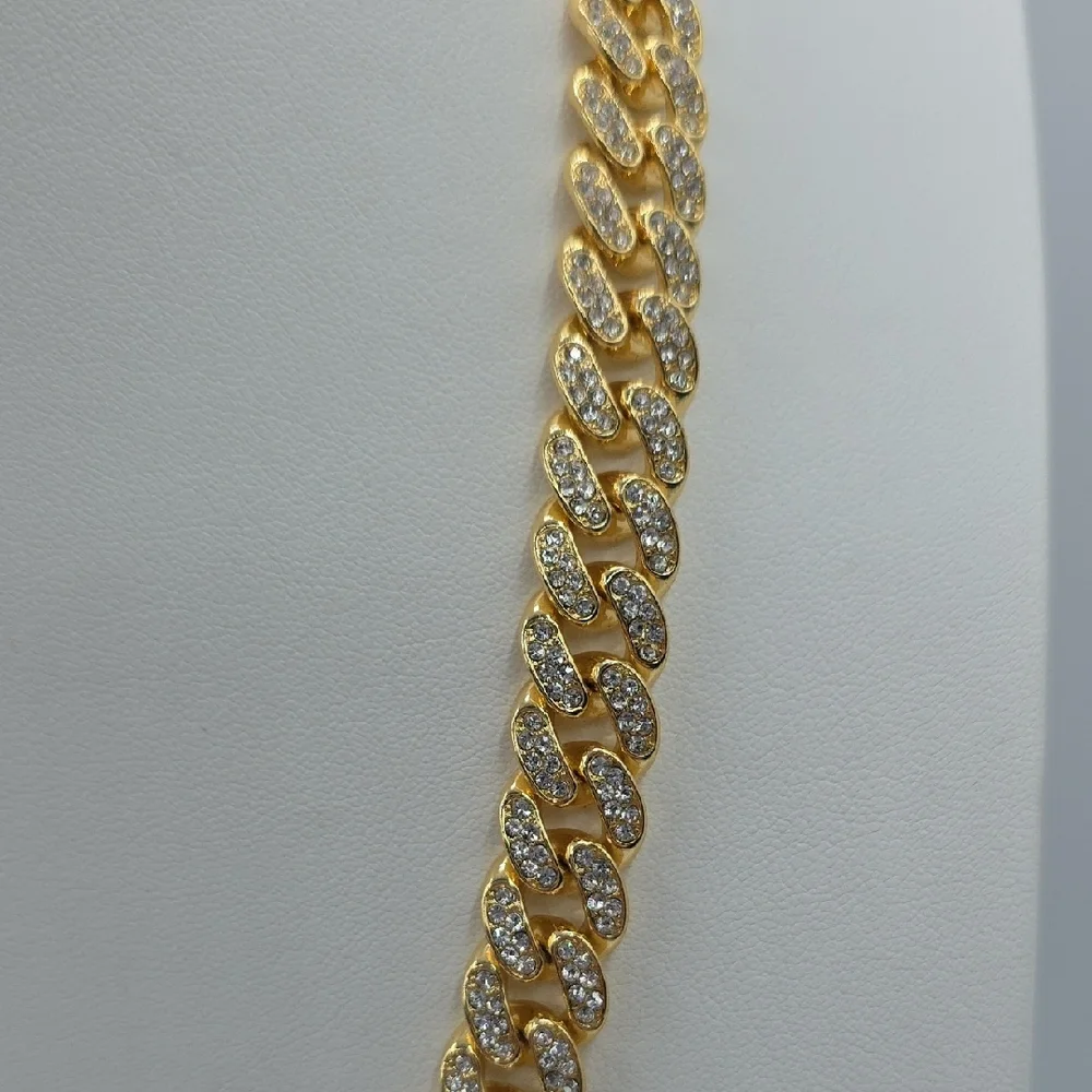 Chic Gold and Silver Women's Necklace